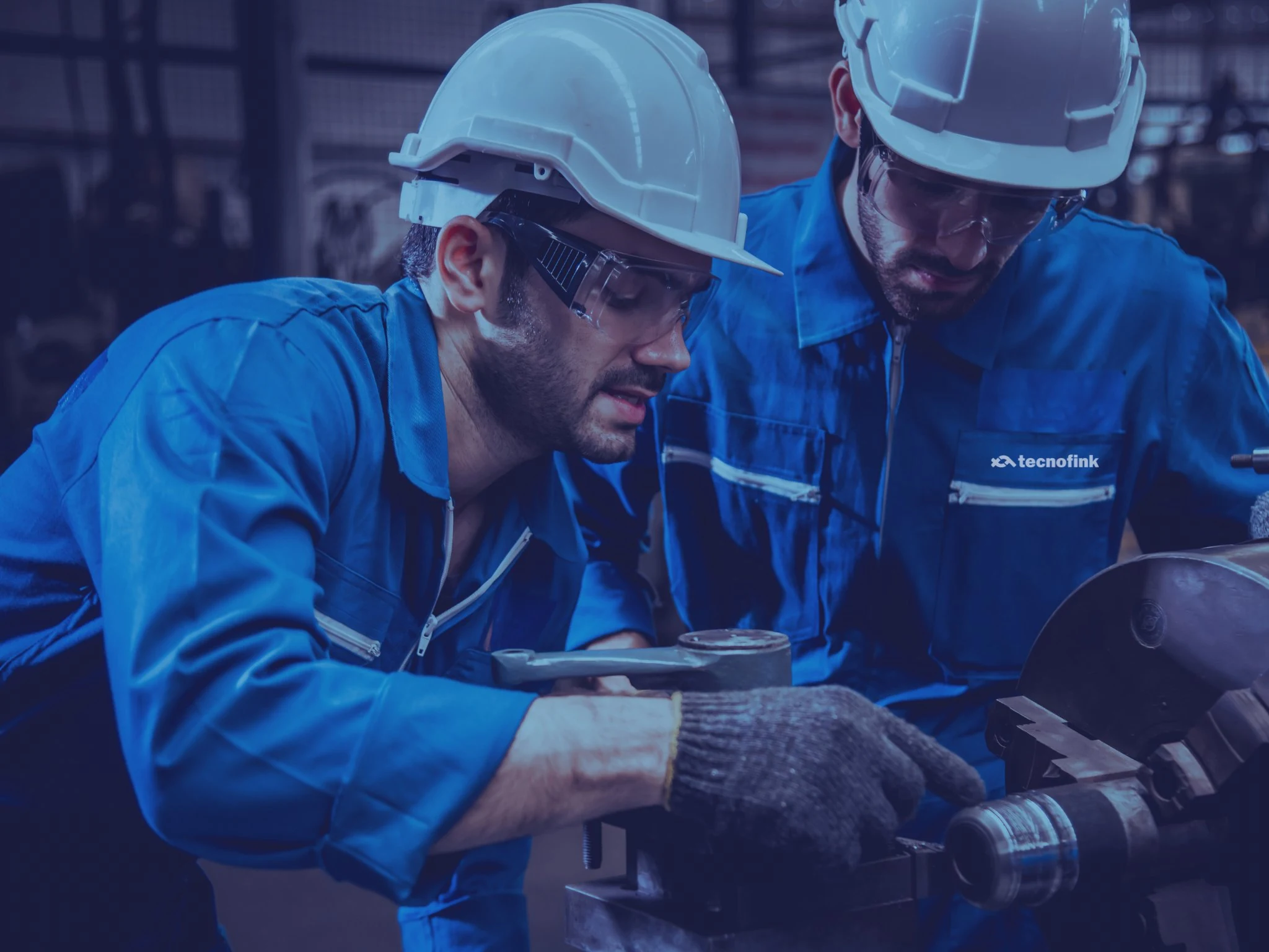 Inspeção de equipamento em campo